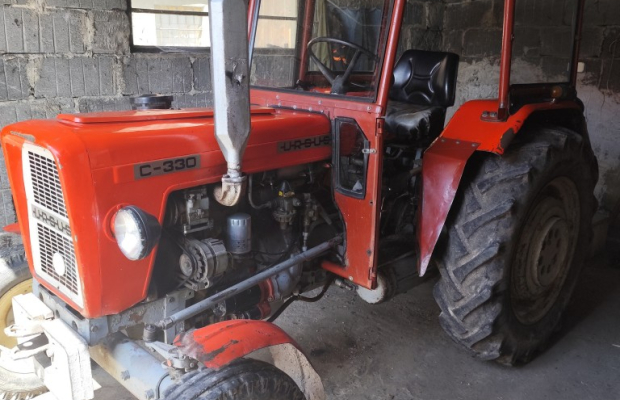 Traktor ursus C-330 oryginał - Zdjęcie 1