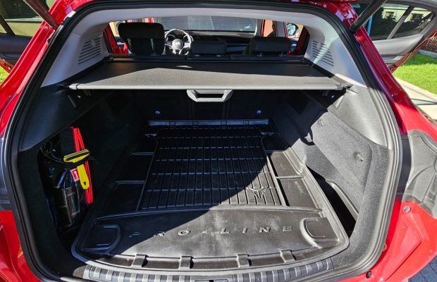 Alfa Romeo Stelvio Alfa Romeo Stelvio – rodzinny SUV z charakterem - Zdjęcie 4