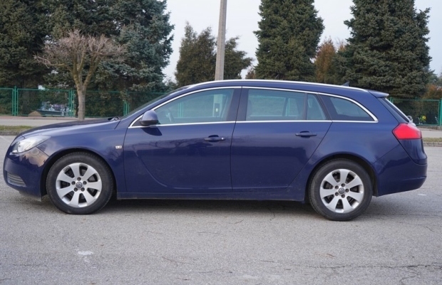 Opel Insignia 2.0 CDTI 130 KM. 2010 r nawigacja tempomat ksenony - Zdjęcie 3