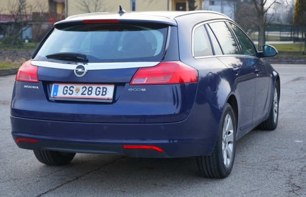 Opel Insignia 2.0 CDTI 130 KM. 2010 r nawigacja tempomat ksenony - Zdjęcie 7