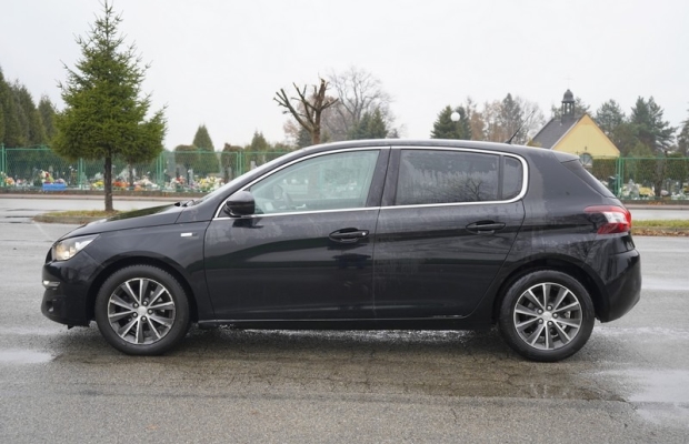 Peugeot 308 1.2 110 KM benzyna 2015 r przebieg 105 tys. km nawi tempomat - Zdjęcie 2