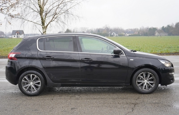 Peugeot 308 1.2 110 KM benzyna 2015 r przebieg 105 tys. km nawi tempomat - Zdjęcie 5