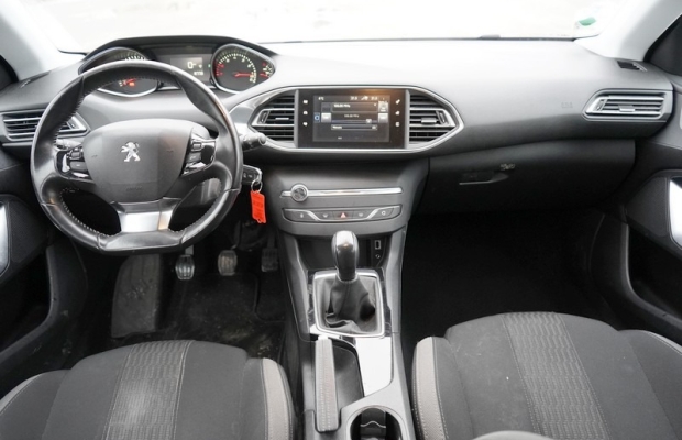 Peugeot 308 1.2 110 KM benzyna 2015 r przebieg 105 tys. km nawi tempomat - Zdjęcie 7