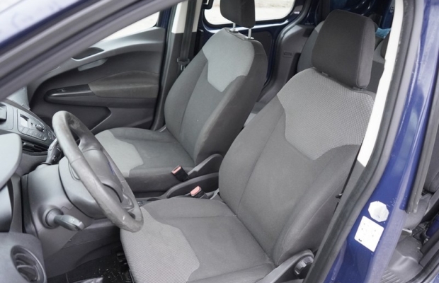 Ford Tourneo Connect 1.0 101 KM benzyna polski salon 1 rej 2015 - Zdjęcie 8