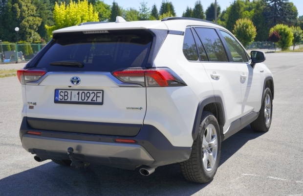 Toyota Rav 4 2.5 Hybryda 222KM Automat 2019r 100% oryginał ZOSTAW SWÓJ W ROZLICZENIU - Zdjęcie 2