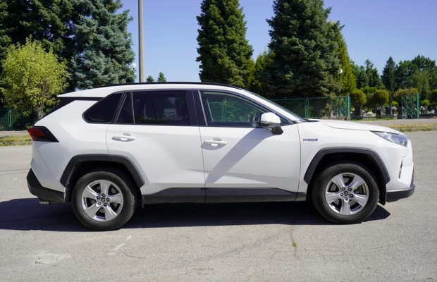 Toyota Rav 4 2.5 Hybryda 222KM Automat 2019r 100% oryginał ZOSTAW SWÓJ W ROZLICZENIU - Zdjęcie 5