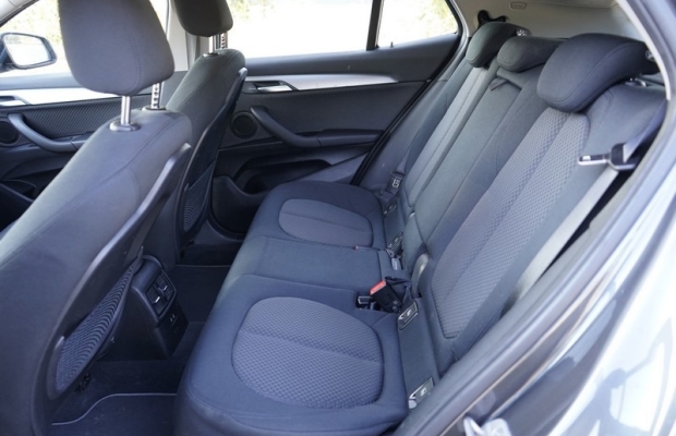 BMW X2 1.5 Hybryda Plug-in 220KM X-drive 4x4 2021r automat oryginalny - Zdjęcie 9