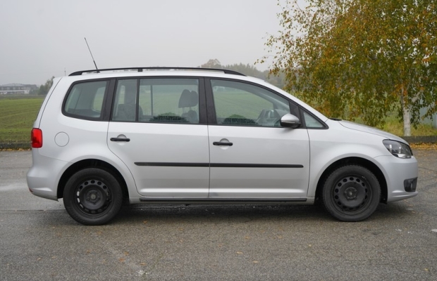VW Touran 1.6 TDI 105 KM. Automat 2015 r MOŻLIWA ZAMIANA - Zdjęcie 7