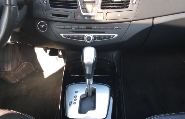 RENAULT LAGUNA III KOMBI 2.0 DCI AUTOMAT ROK PRODUKCJI 2011 TAPICERKA SKÓRZANA - Zdjęcie 4