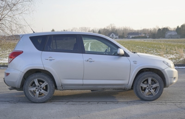 Toyota RAV 4 III 2.2 Diesel 177 KM. 2006 r skóra tempomat hak - Zdjęcie 5