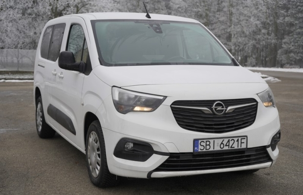 Opel Combo 1.2 110 KM. DŁUGI 2021 r polski salon nawigacja tempomat - Zdjęcie 6