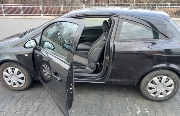 Opel Corsa D 1,3 diesel - Zdjęcie 4