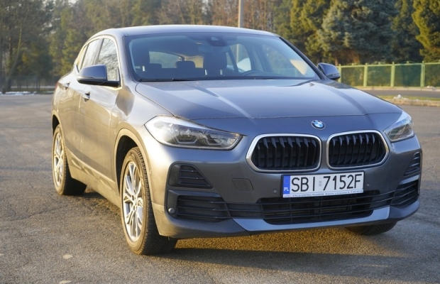 BMW X2 1.5 Hybryda Plug-in 220KM X-drive 4x4 2021r automat oryginalny - Zdjęcie 6
