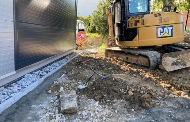 Roboty ziemne Wyburzenia rozbiórki budynków Usługi koparką Bielsko Mini koparka Bielsko 515-626-392 wyburzenia-kopmax.pl - Zdjęcie 6