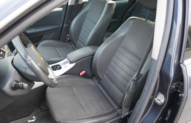 Renault Laguna 2.0 DCI 130 KM. klima tempomat DOBRZE UTRZYMANY - Zdjęcie 10