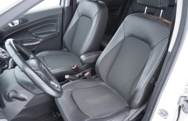 Ford EcoSport 1.0 benzyna 125 KM. 2017 rok przebieg 127 tys. km. klimatronik hak - Zdjęcie 9