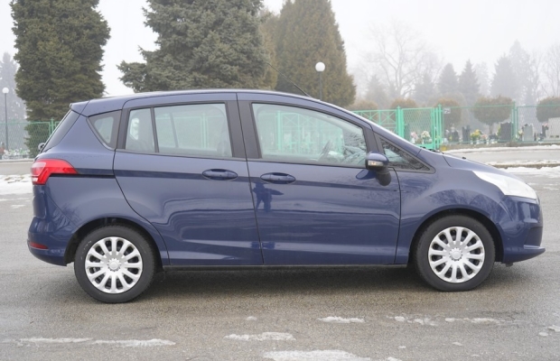 Ford B-Max 1.5 TDCI 95 KM 2017 r klima, parktroniki ZADBANY - Zdjęcie 2