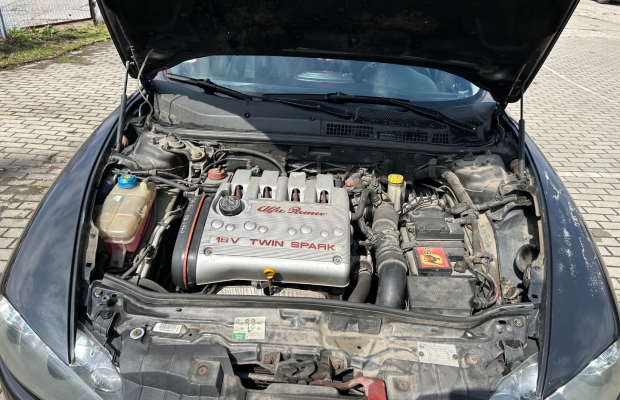 Sprzedam Alfa Romeo 147 1.6 benzyna TS - Zdjęcie 8