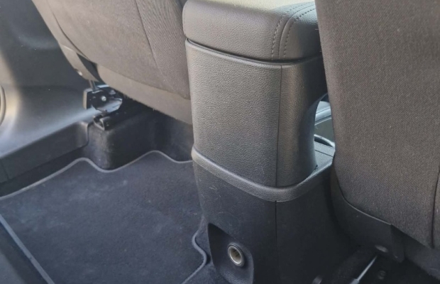 Opel Zafira Tourer 1.6 diesiel rok 2013 - Zdjęcie 5