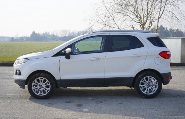 Ford EcoSport 1.0 benzyna 125 KM. 2017 rok przebieg 127 tys. km. klimatronik hak - Zdjęcie 5