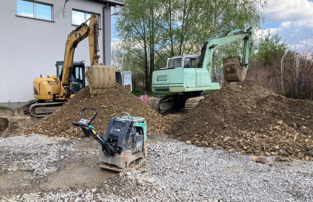 Usługi Koparką Usługi Wywrotką Koparka Bielsko Wywrotka Bielsko Roboty ziemne Wyburzenia Wykopy 502-489-553 - Zdjęcie 3