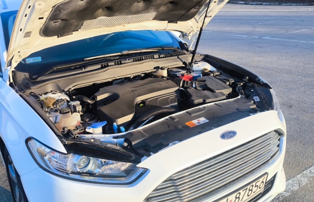 Ford Mondeo Mk5 2.0TDCi - Zdjęcie 9