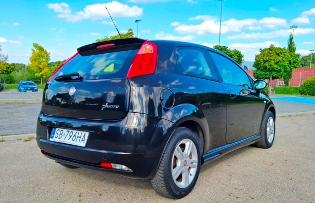 Fiat Grande Punto Benzyna 1.4 ENERGY DYNAMIC Kupiony w Polskim Salonie Serwisowany - Zdjęcie 4
