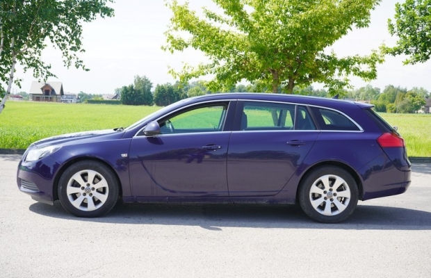 Opel Insignia 2.0 CDTI 130 KM. 2010 r nawigacja tempomat ksenony - Zdjęcie 3