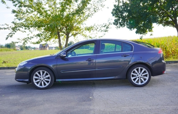 Renault Laguna 2.0 DCI 130 KM. klima tempomat DOBRZE UTRZYMANY - Zdjęcie 2