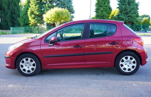 Peugeot 207 1.4 benzyna 88 km. 2006r klimatyzacja przebieg 150 tys. km. zadbany - Zdjęcie 3
