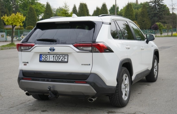 Toyota Rav 4 2.5 Hybryda 222KM Automat 2019r 100% oryginał ZOSTAW SWÓJ W ROZLICZENIU - Zdjęcie 3