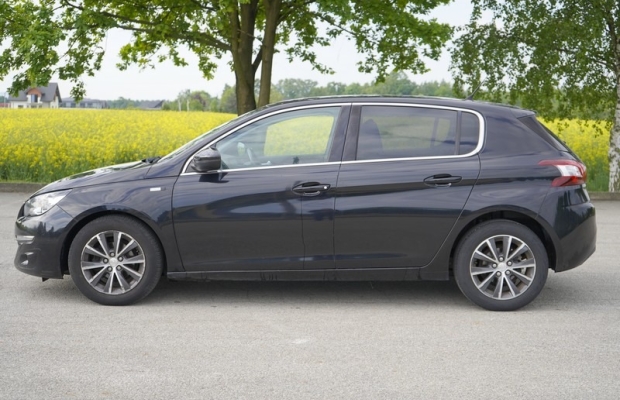Peugeot 308 1.2 110 KM benzyna 2015 r przebieg 105 tys. km nawi tempomat - Zdjęcie 5