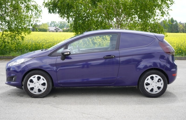 Ford Fiesta 1.0 benzyna 2017 r Van 2 osobowy klima LUB ZAMIANA - Zdjęcie 2