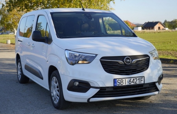 Opel Combo 1.2 110 KM. DŁUGI 2021 r polski salon nawigacja tempomat - Zdjęcie 5