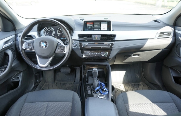 BMW X2 1.5 Hybryda Plug-in 220KM X-drive 4x4 2021r automat oryginalny - Zdjęcie 8