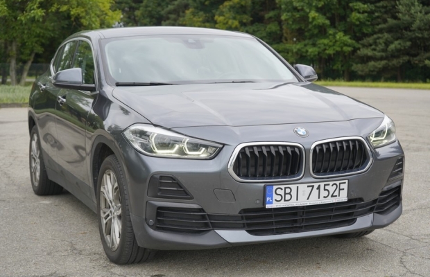 BMW X2 1.5 Hybryda Plug-in 220KM X-drive 4x4 2021r automat oryginalny - Zdjęcie 5