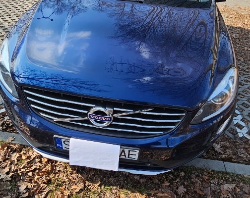 Sprzedam samochód osobowy volvoxc60 - Zdjęcie 6