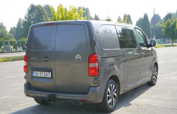 Citroen Jumpy 2.0 HDI 177 KM 2017 rok automat 6 osobowy przebieg 178 tys. km. nawigacja tempomat hak 2000 kg - Zdjęcie 5