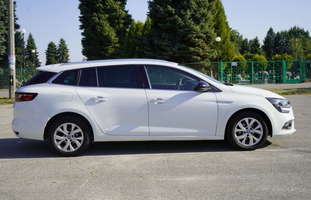 Renault Megane IV 1.3 benzyna 115 KM. 2019 r klimatronik nawigacja tempomat 100% serwisowany - Zdjęcie 10