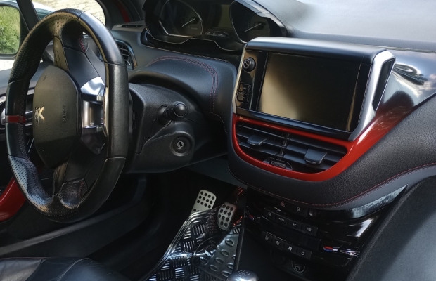 Peugeot 208 GTI 200 KM 2014 r. - Zdjęcie 6