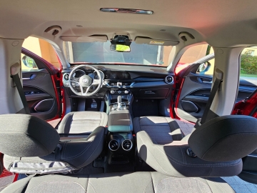 Zdjęcie: Alfa Romeo Stelvio Alfa Romeo Stelvio – rodzinny SUV z charakterem