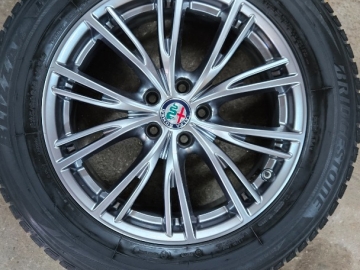 Zdjęcie: Alfa Romeo Stelvio Alfa Romeo Stelvio – rodzinny SUV z charakterem