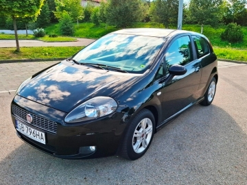 Zdjęcie: Fiat Grande Punto Benzyna 1.4 ENERGY DYNAMIC Kupiony w Polskim Salonie Serwisowany
