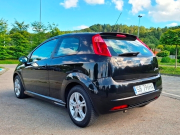 Zdjęcie: Fiat Grande Punto Benzyna 1.4 ENERGY DYNAMIC Kupiony w Polskim Salonie Serwisowany