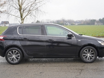 Zdjęcie: Peugeot 308 1.2 110 KM benzyna 2015 r przebieg 105 tys. km nawi tempomat