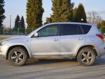 Zdjęcie: Toyota RAV 4 III 2.2 Diesel 177 KM. 2006 r skóra tempomat hak