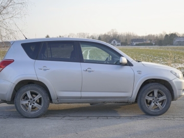 Zdjęcie: Toyota RAV 4 III 2.2 Diesel 177 KM. 2006 r skóra tempomat hak