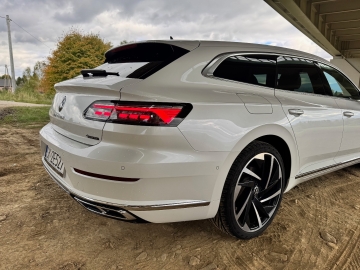 Zdjęcie: Volkswagen Arteon Shooting Brake 2.0 TSI OPF 4Motion DSG R-Line - przejęcie leasingu