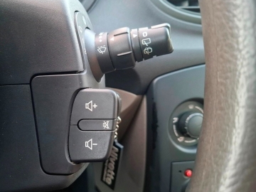 Zdjęcie: Renault Clio III Expression 1.2 16V 75KM Benzyna Klimatyzacja 5 drzwi Serwisowany Bardzo Ładny Kolor