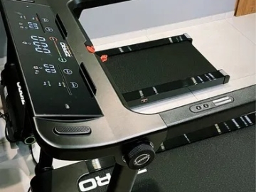 Zdjęcie: Bieżnia elektryczna Zipro Pacto – wynajem z dostawą Kraków i okolice